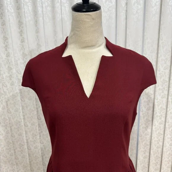 Commense Cap Sleeved Keyhole Neckline Flared Burgundy Midi Dress NWT, Size M - Picture 8 of 16